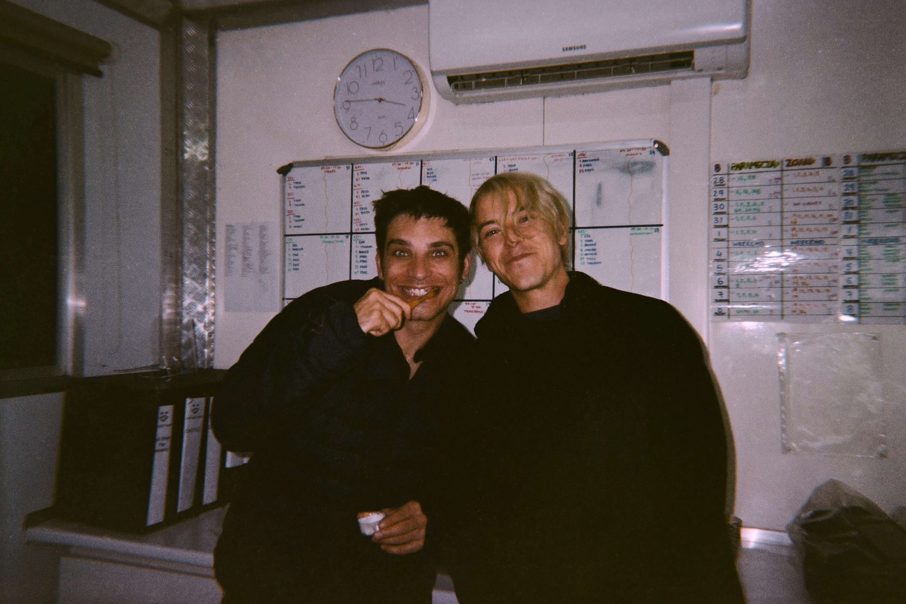 オフショット /タズ・スカイラー（サンジ）&ジェフ・ワード（バギー）