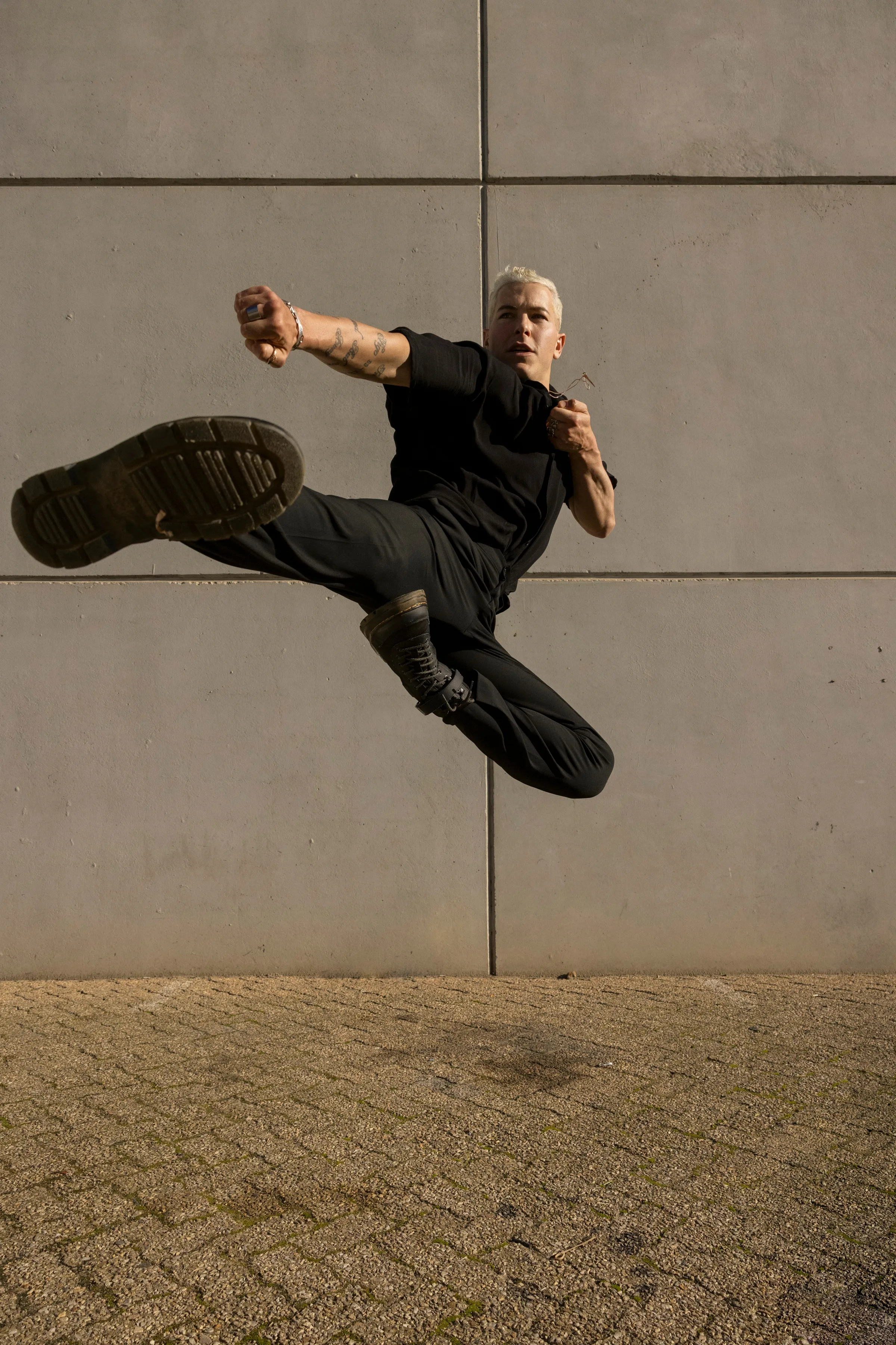 オフショット / タズ・スカイラー（サンジ）