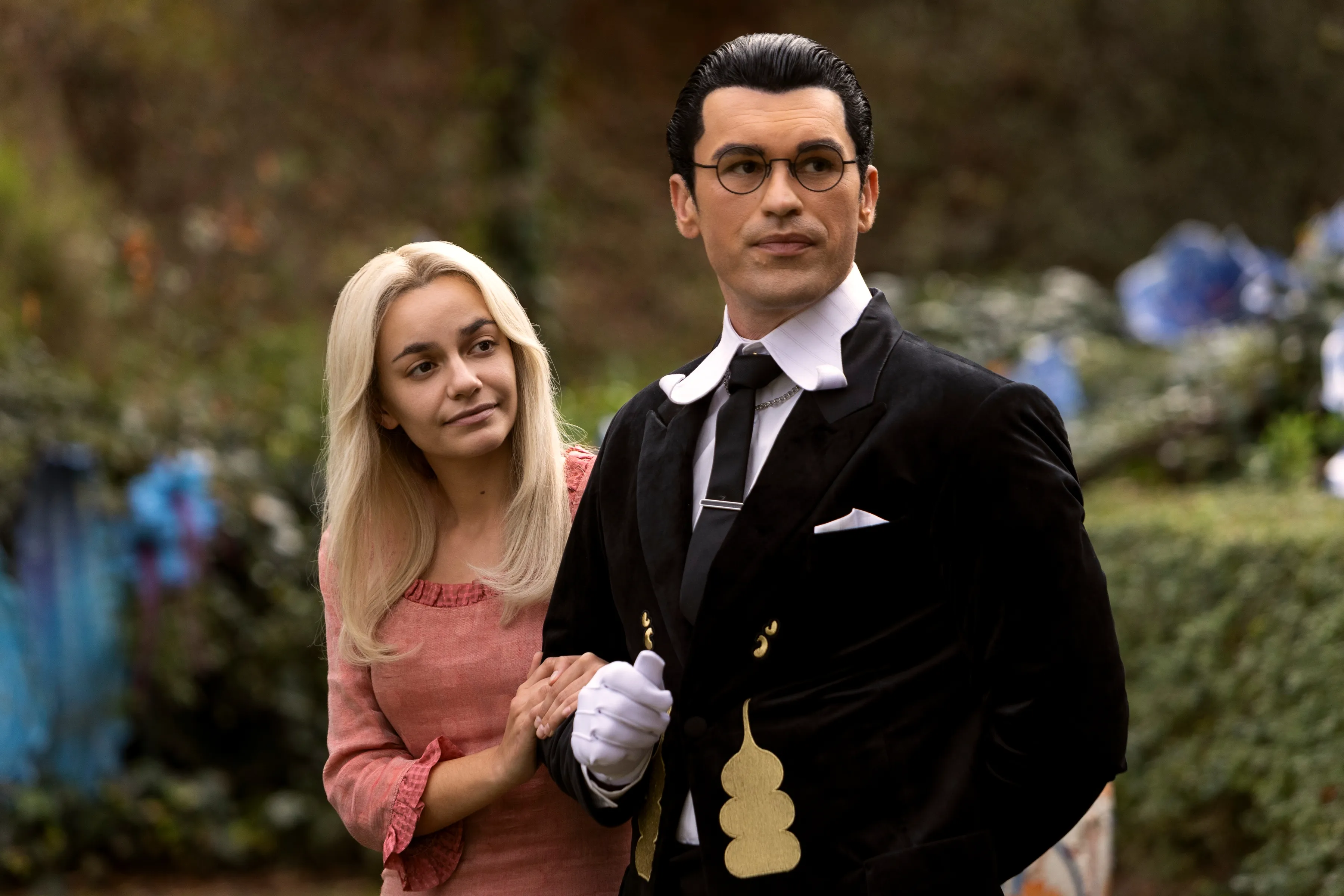 大富豪の娘カヤと執事クラハドール