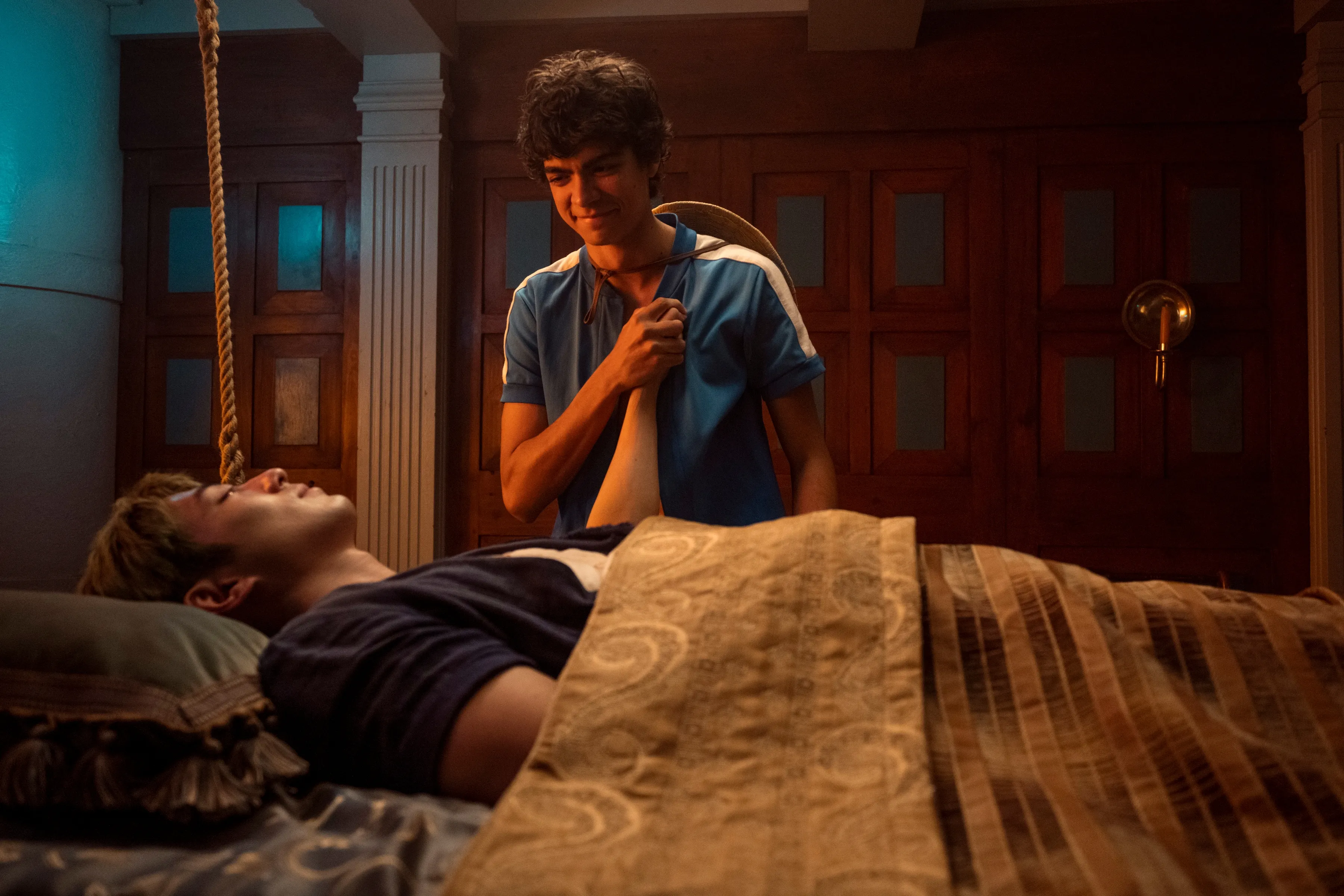 ゾロの戦いを仲間として誇りに思うルフィ