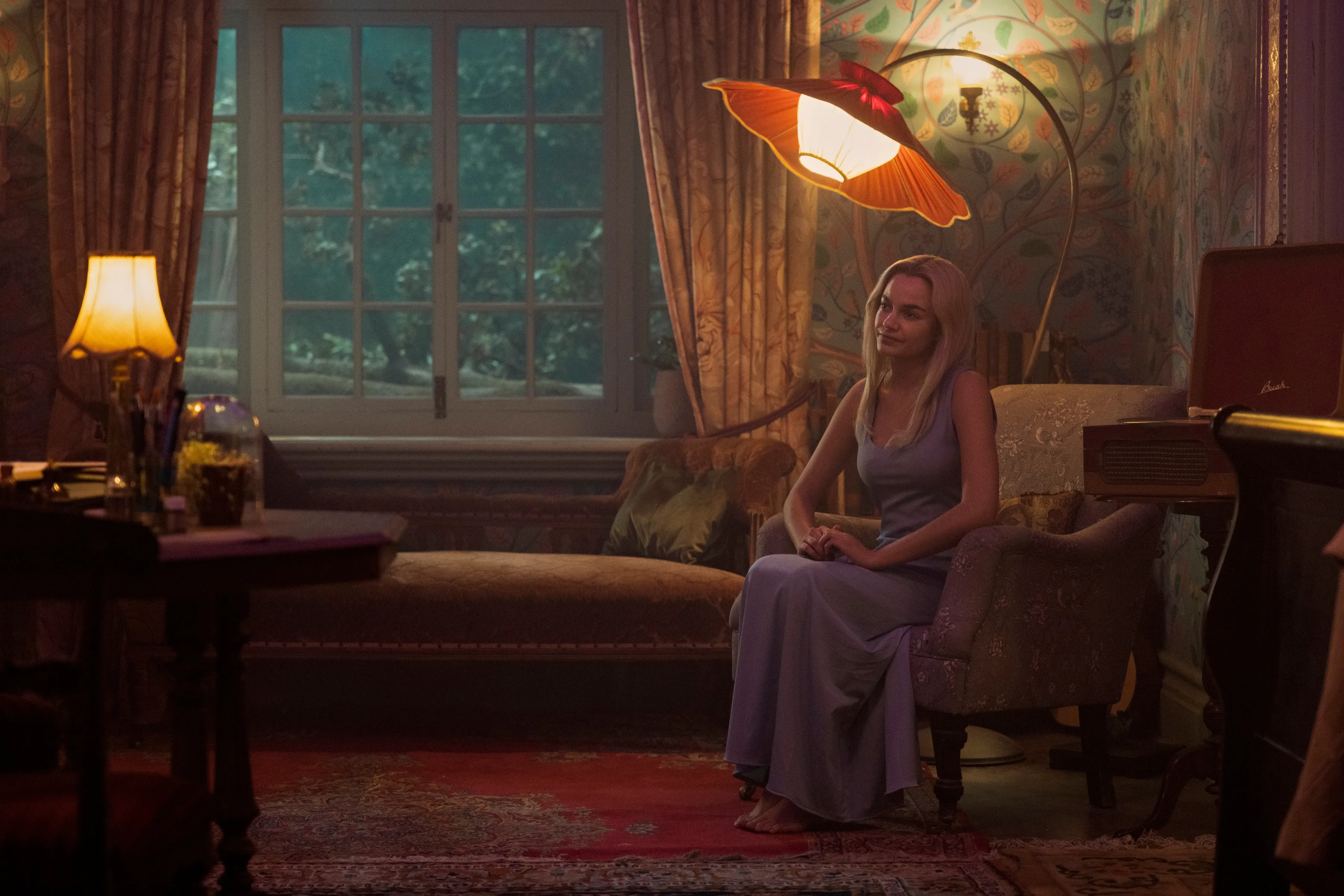 大邸宅にふさわしい品のある部屋