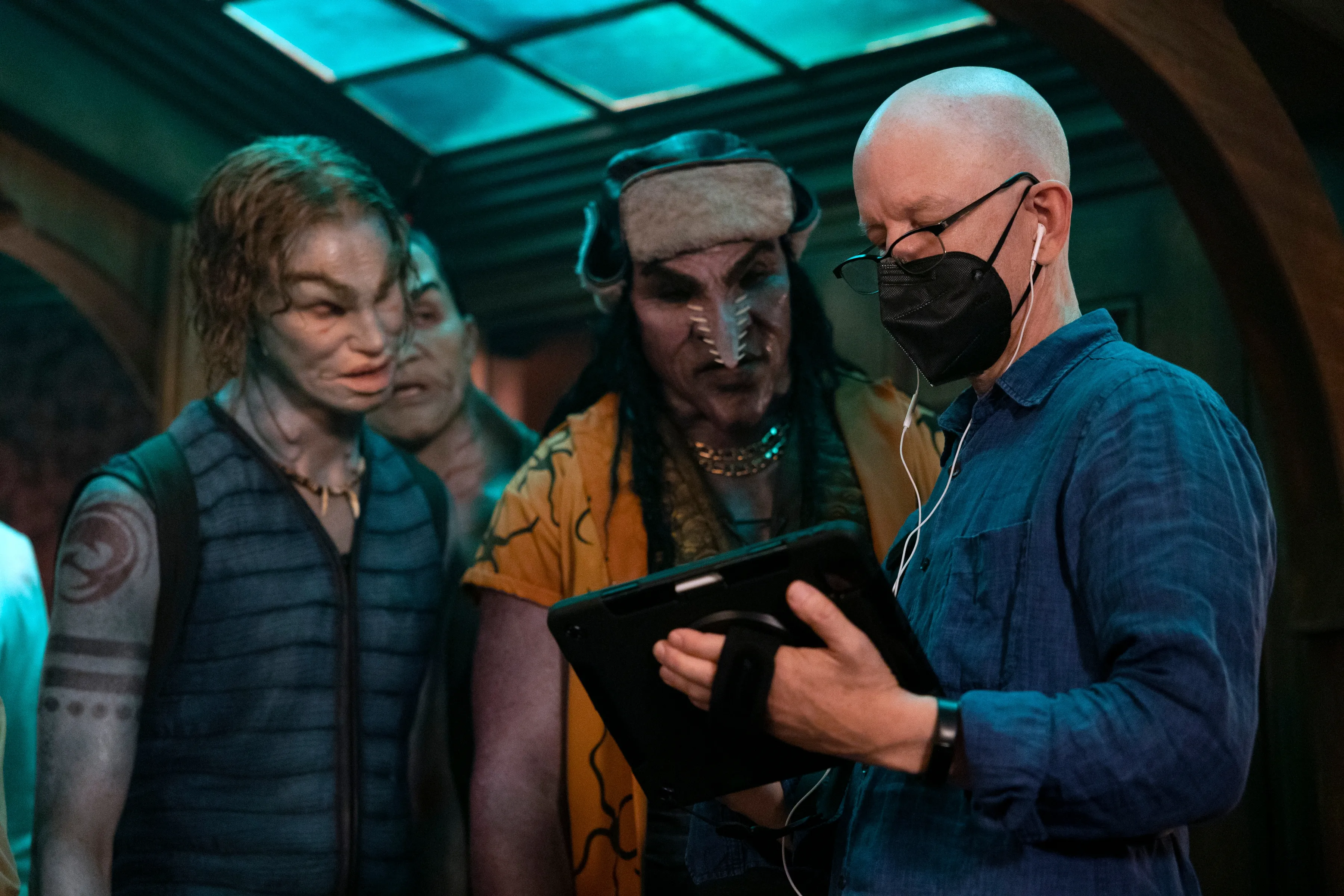 メイキングカット / アーロン一味も撮影には真面目に取り組む