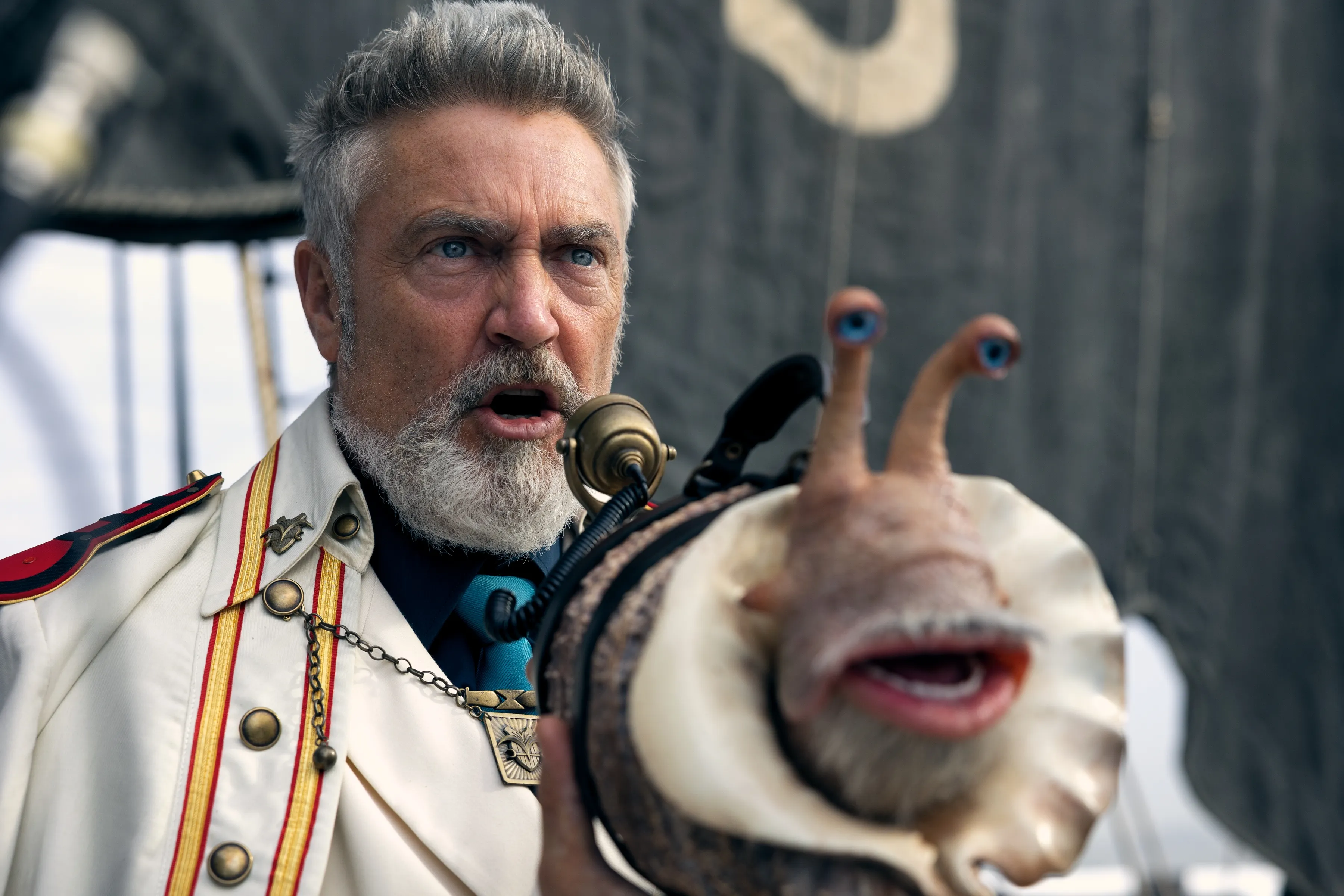 海賊に対しては厳しい態度を崩さない