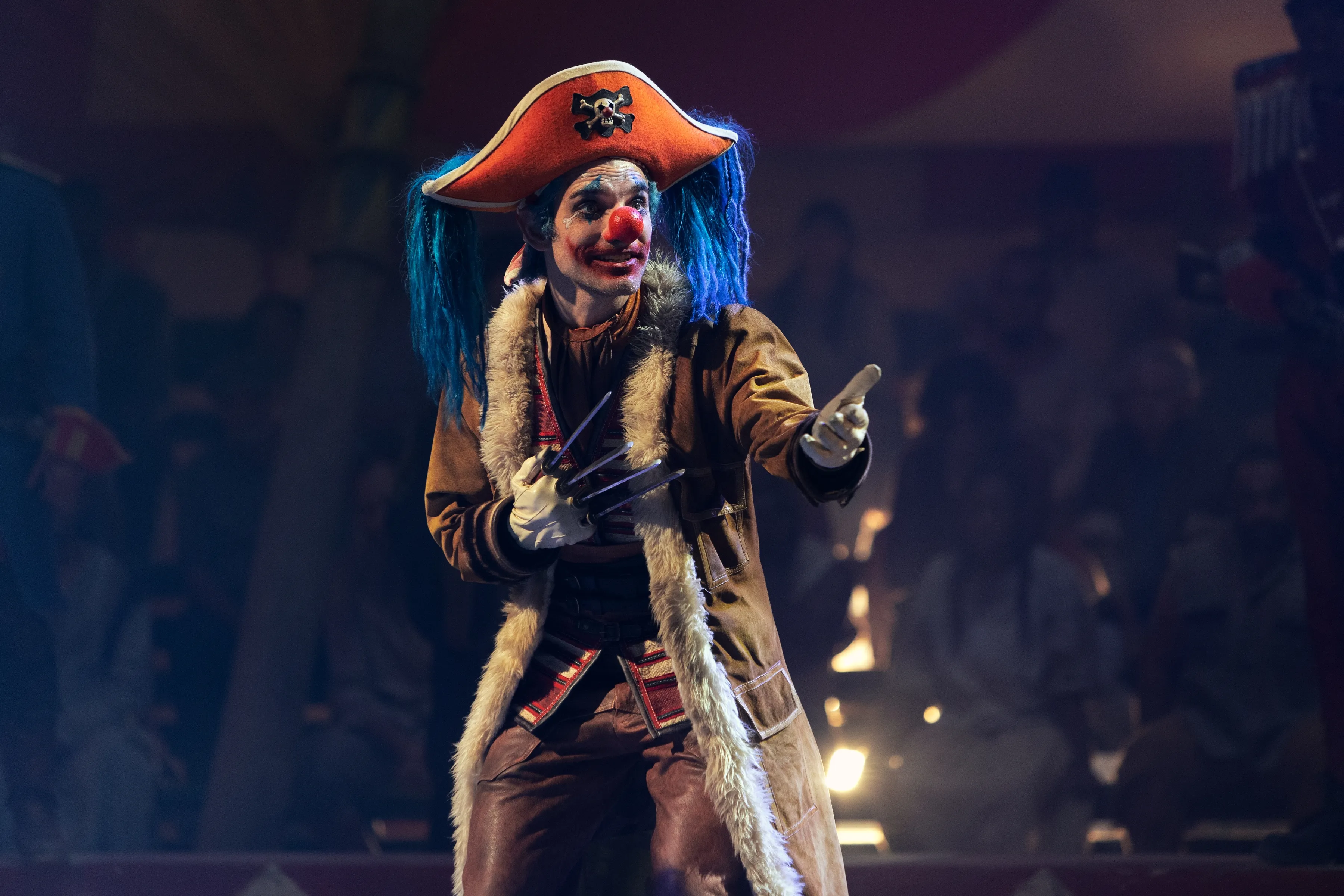 恐怖のショーがいまはじまろうとしている