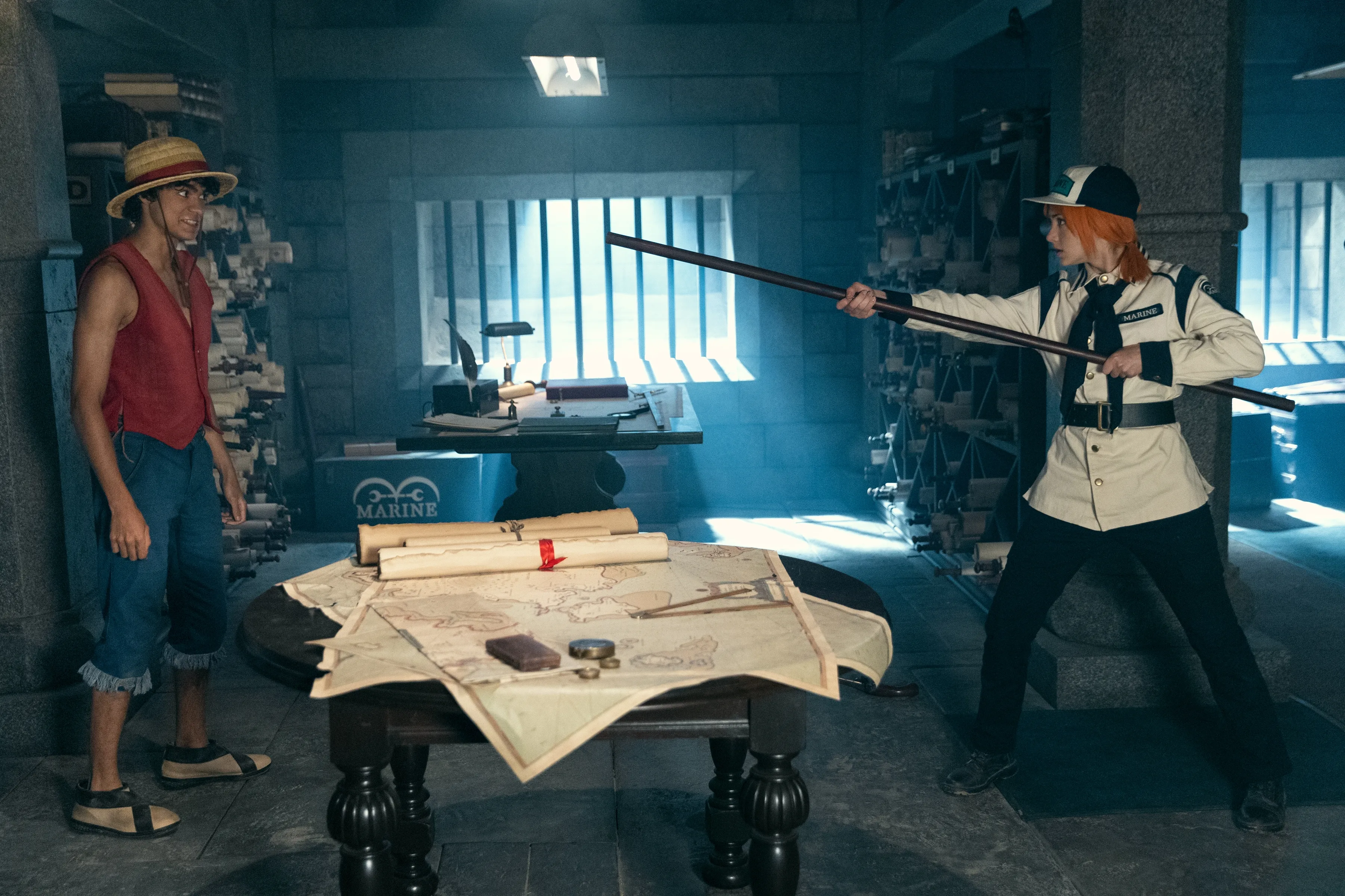 海賊専門の泥棒は変装も朝飯前