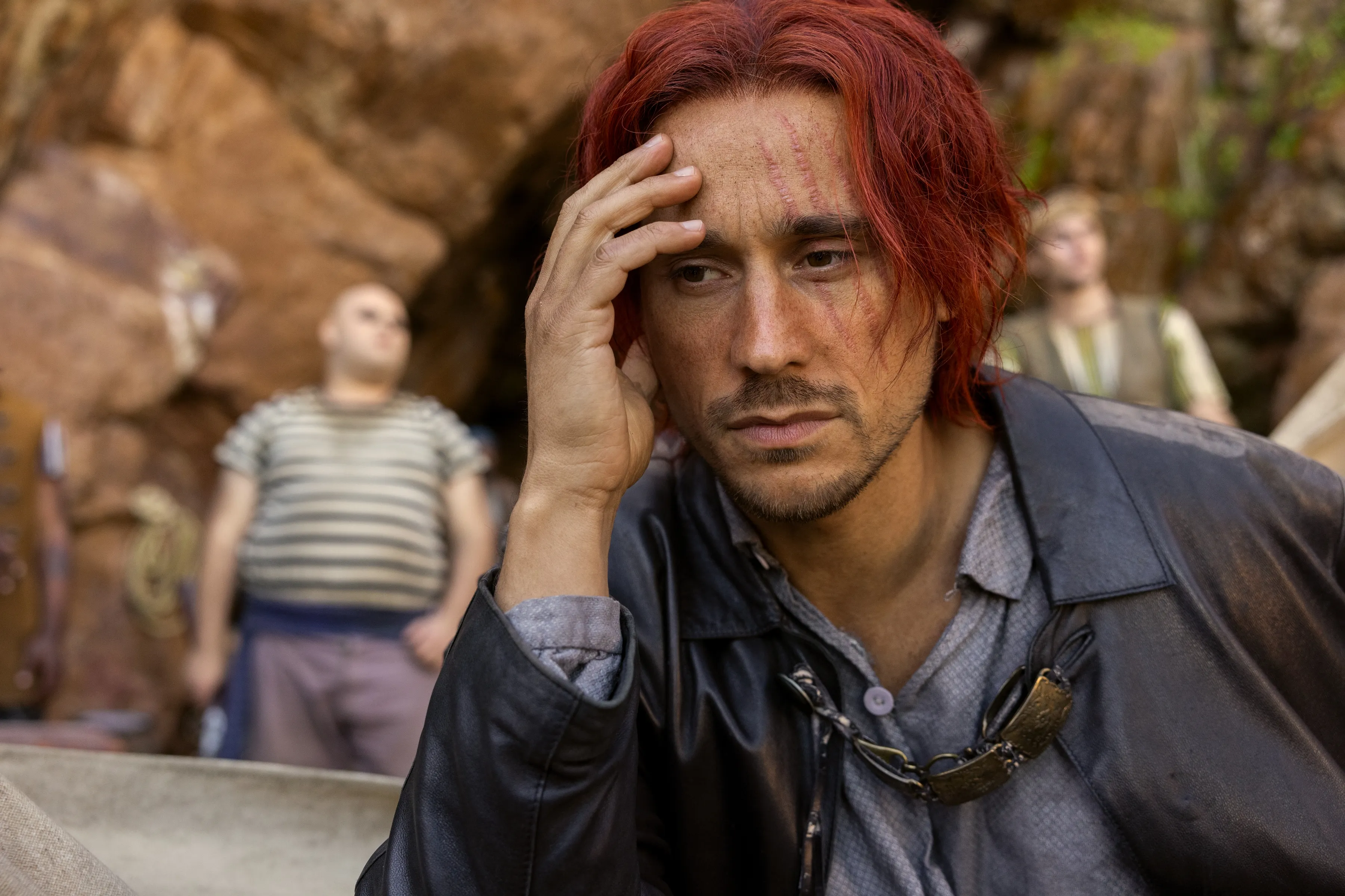 二日酔いで機嫌が悪いシャンクスだが...