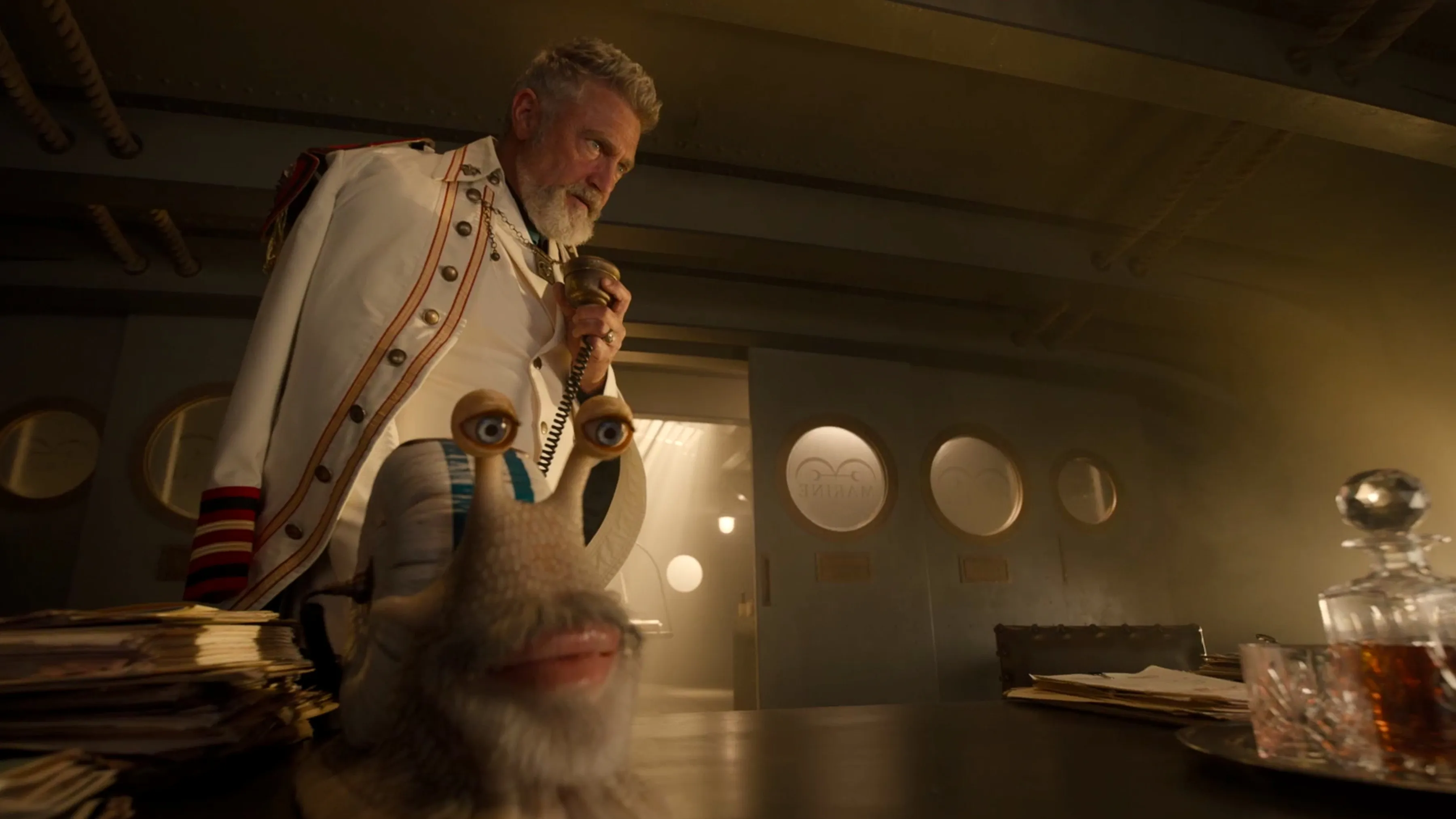 緊急事態を告げる