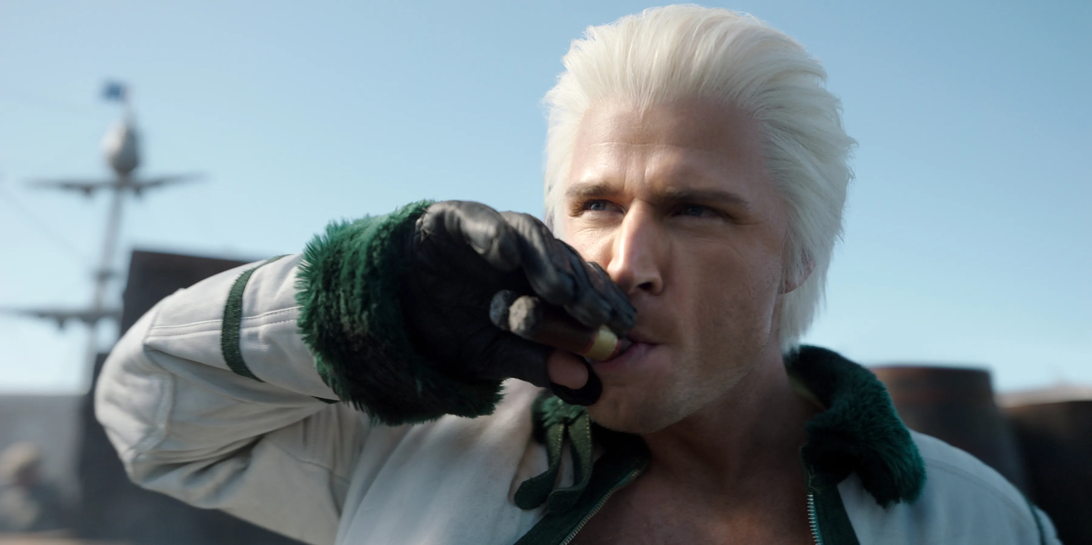 場面写真 (SEASON2) / 海軍本部大佐〝白猟のスモーカー〟